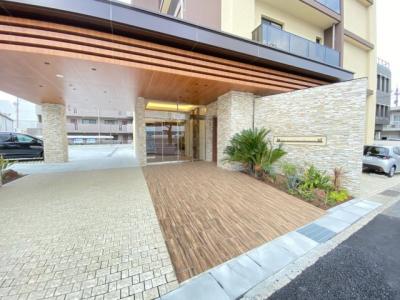 エン�トランス