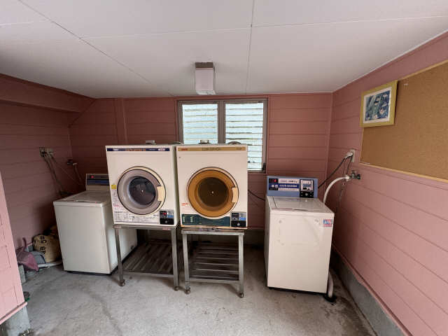 コインランドリー