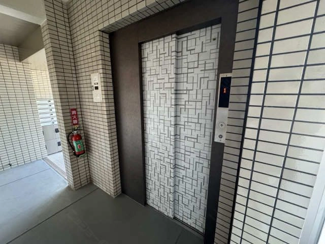 エレヴェーター