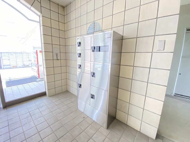 宅配ボックス