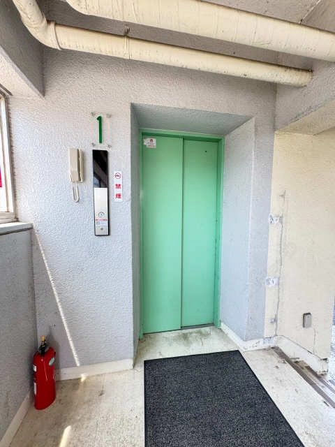 エレベーター