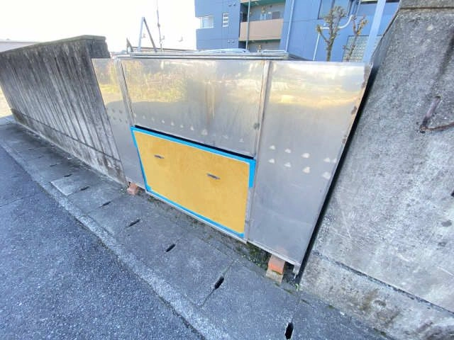 ゴミステーション