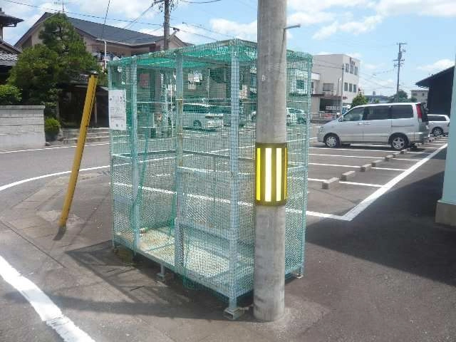 ゴミステーション