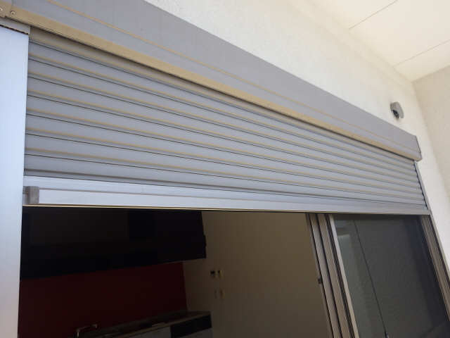 シャッター雨戸