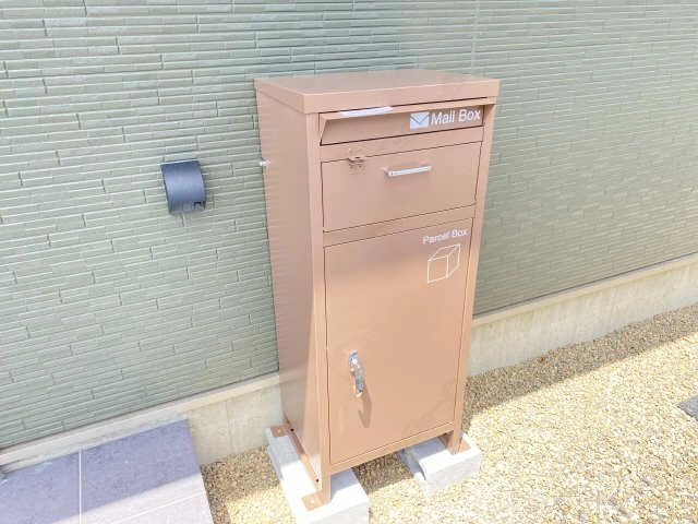 宅配ボックス