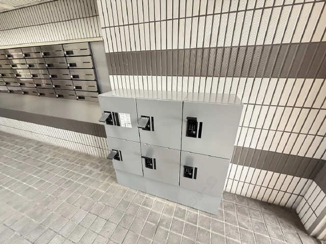 宅配ボックス