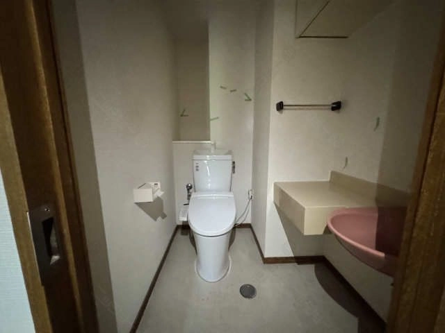 WC