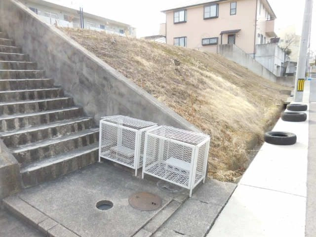 ゴミ置場