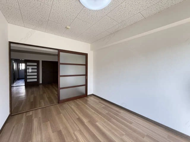  洋室