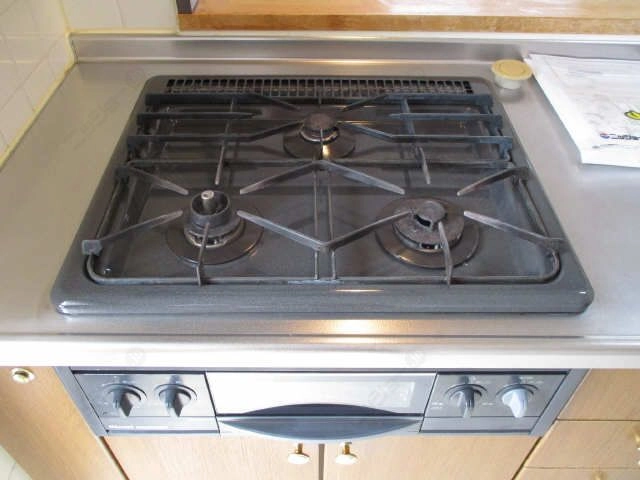 設備(ビルトインコンロ)