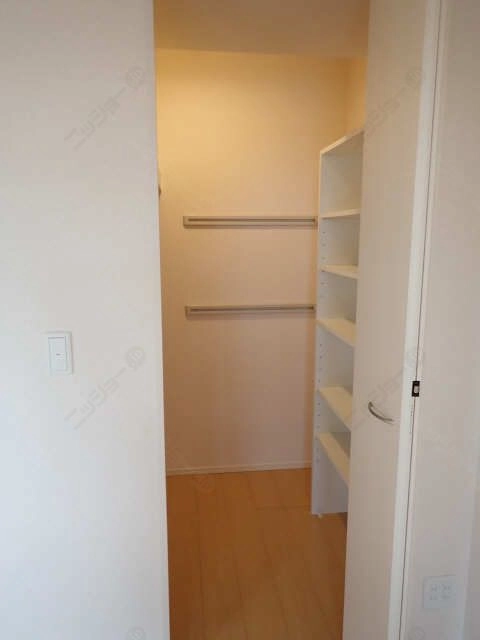 納戸
