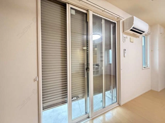 シャッター同型モデル