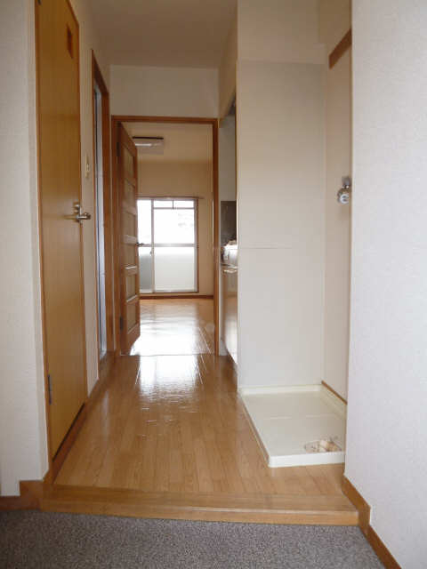 玄関から見た奥行き