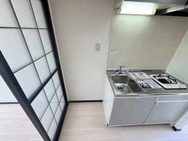 冷蔵庫置き場