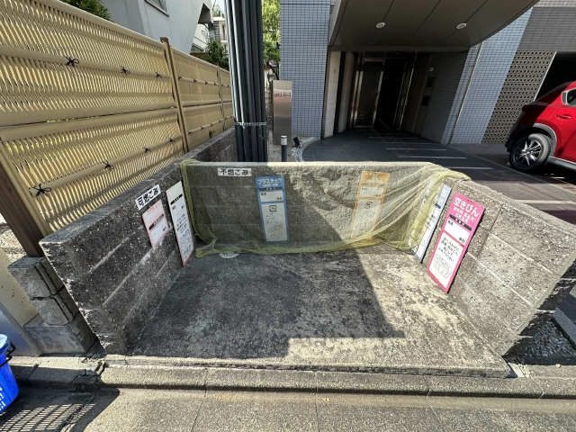 ゴミ置き場