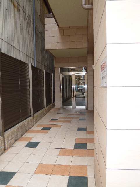 エントランス周辺