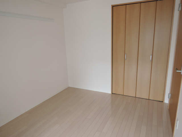 リビング続き洋室