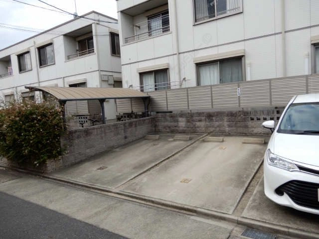 駐車場３