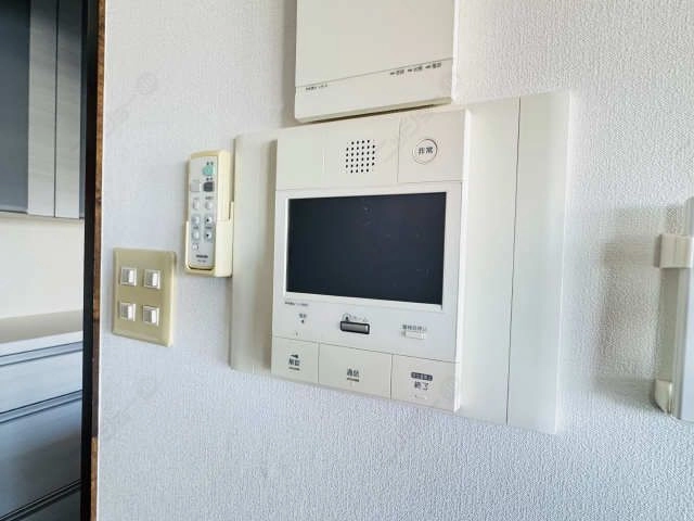 モニター付きインターホン