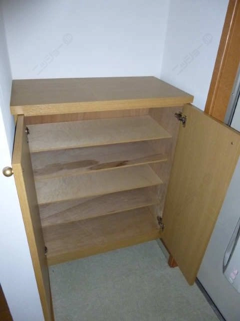 シューズボックス