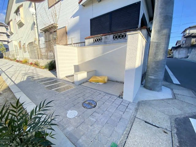 敷地内ゴミ捨て場