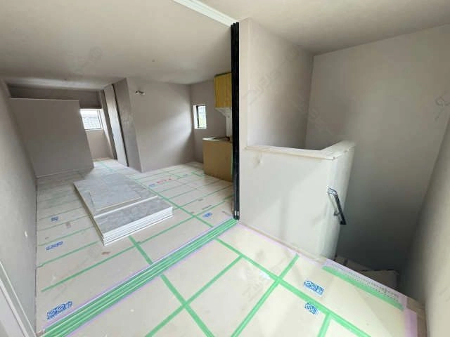 建築中2F