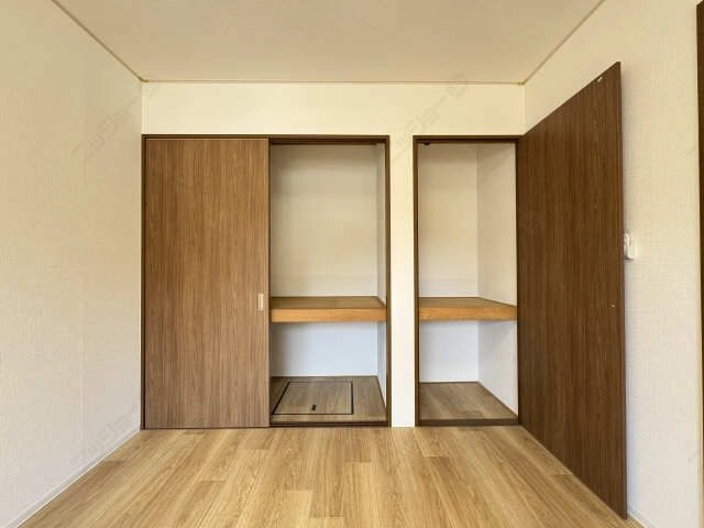 収納（南洋室）