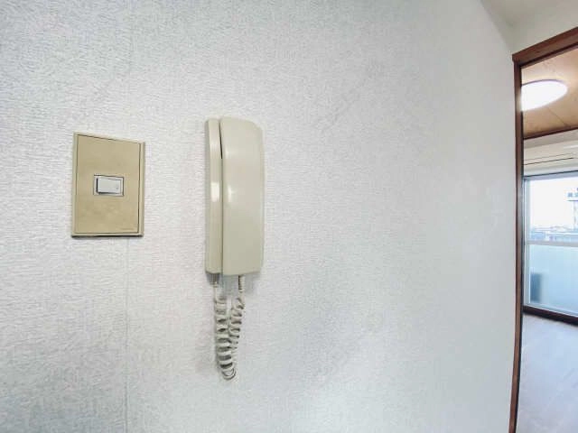 インターホン