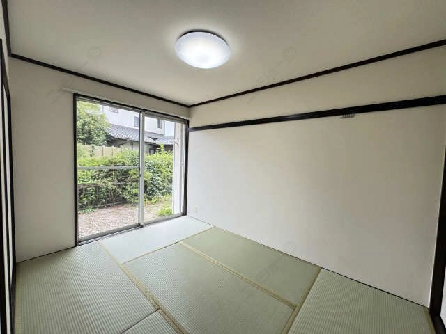 和室(南側)