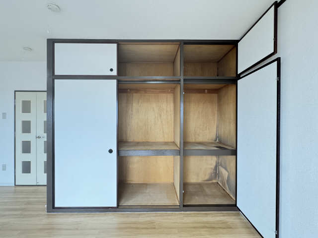 収納(リビング）