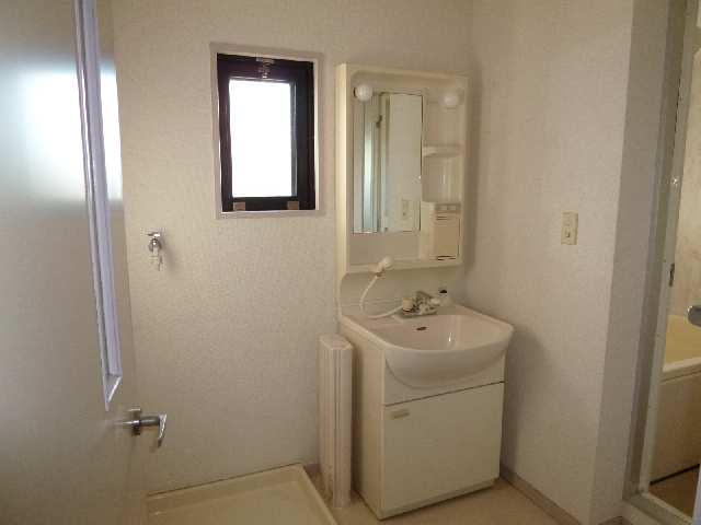 ｼｬﾝﾌﾟｰﾄﾞﾚｯｻｰ