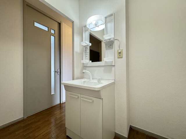 シャワー付洗面台