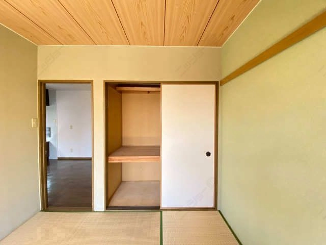 和室収納