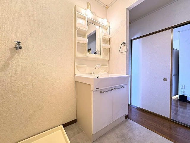 シャワー付洗面台