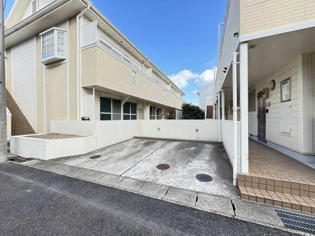 駐車場（西側）