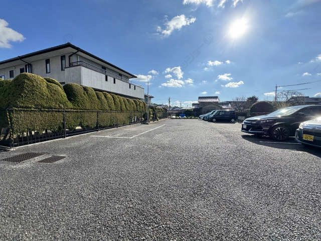 駐車場（西側）