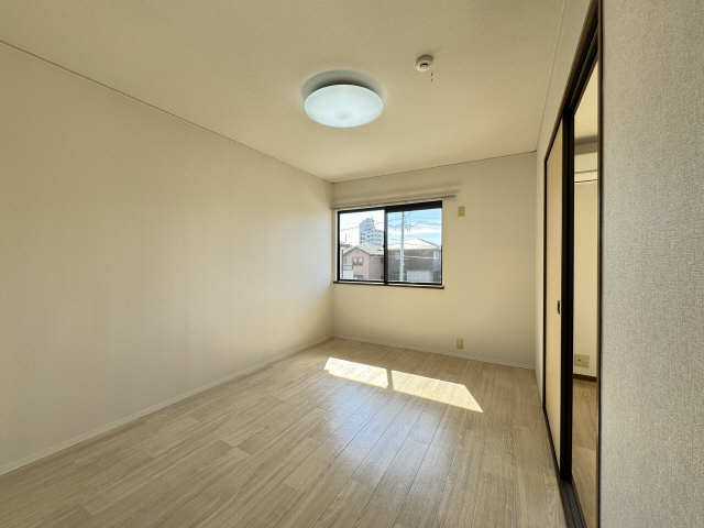 南洋室（東側）