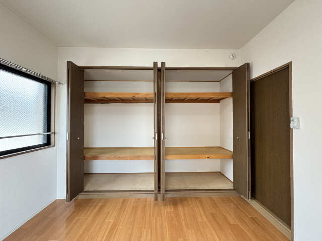 収納（北洋室）