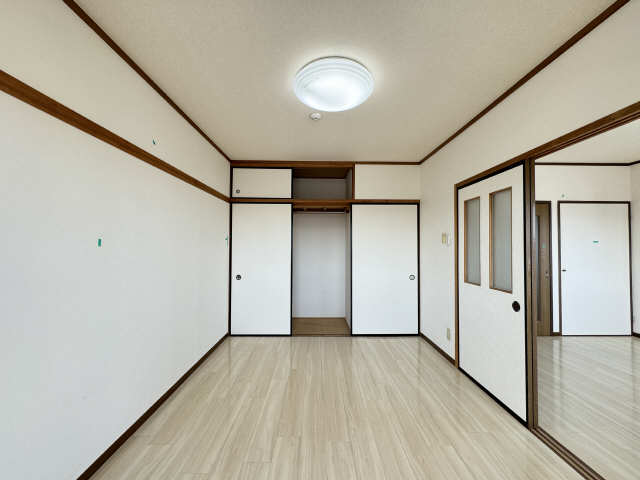 南洋室（�西側）