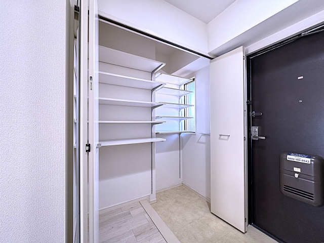 シューズクローク