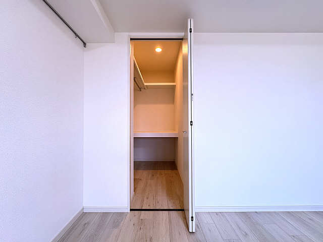 北洋室・ｳｫｰｸｲﾝｸﾛｰｾﾞｯﾄ