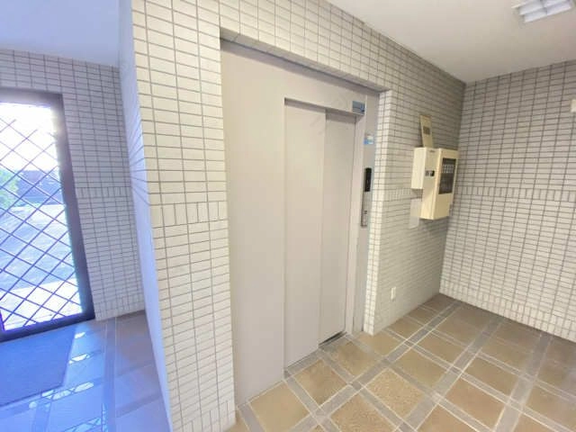 エレベーター