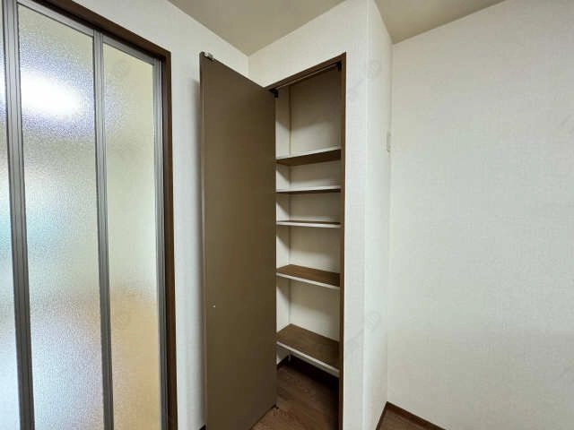 収納（ダイニング）