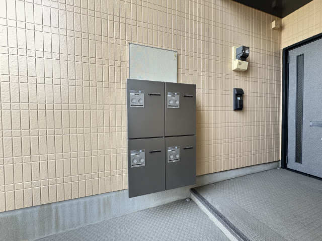 宅配ボックス（各戸）