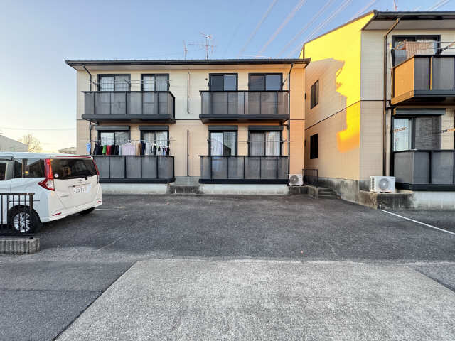 駐車場（西側）