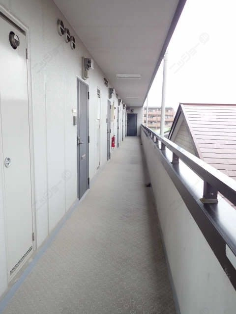 3階共用廊下