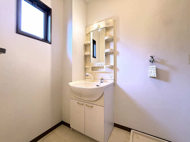 シャワー付洗面台