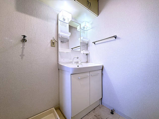 シャワー付洗面台