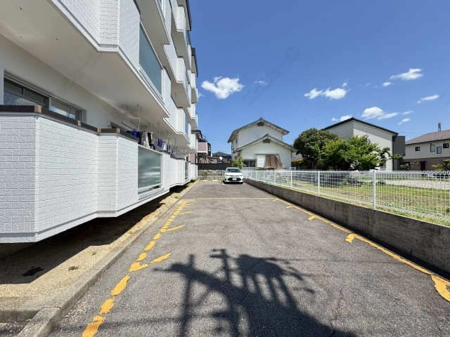 駐車場（南側）