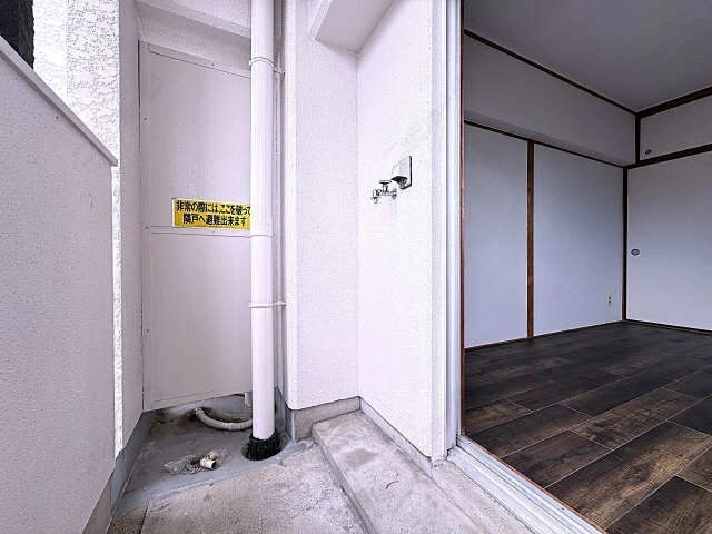 洗濯機置場(ベランダ)